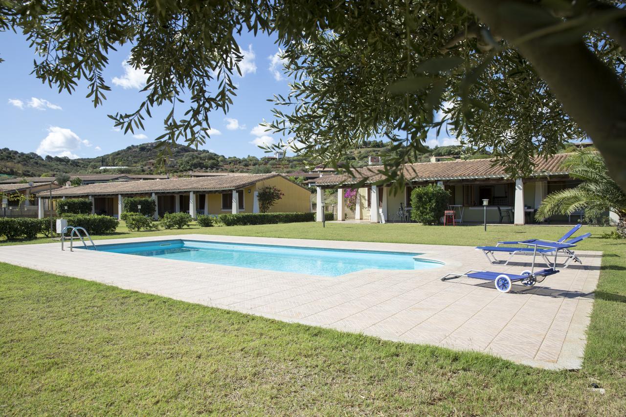 Babai Village - Abba Urci Marina di Gairo Buitenkant foto